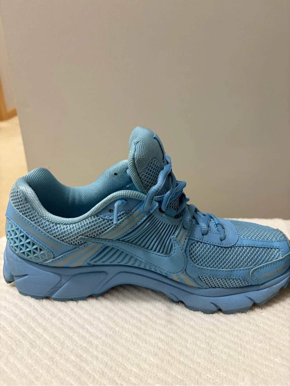 Nike up sale